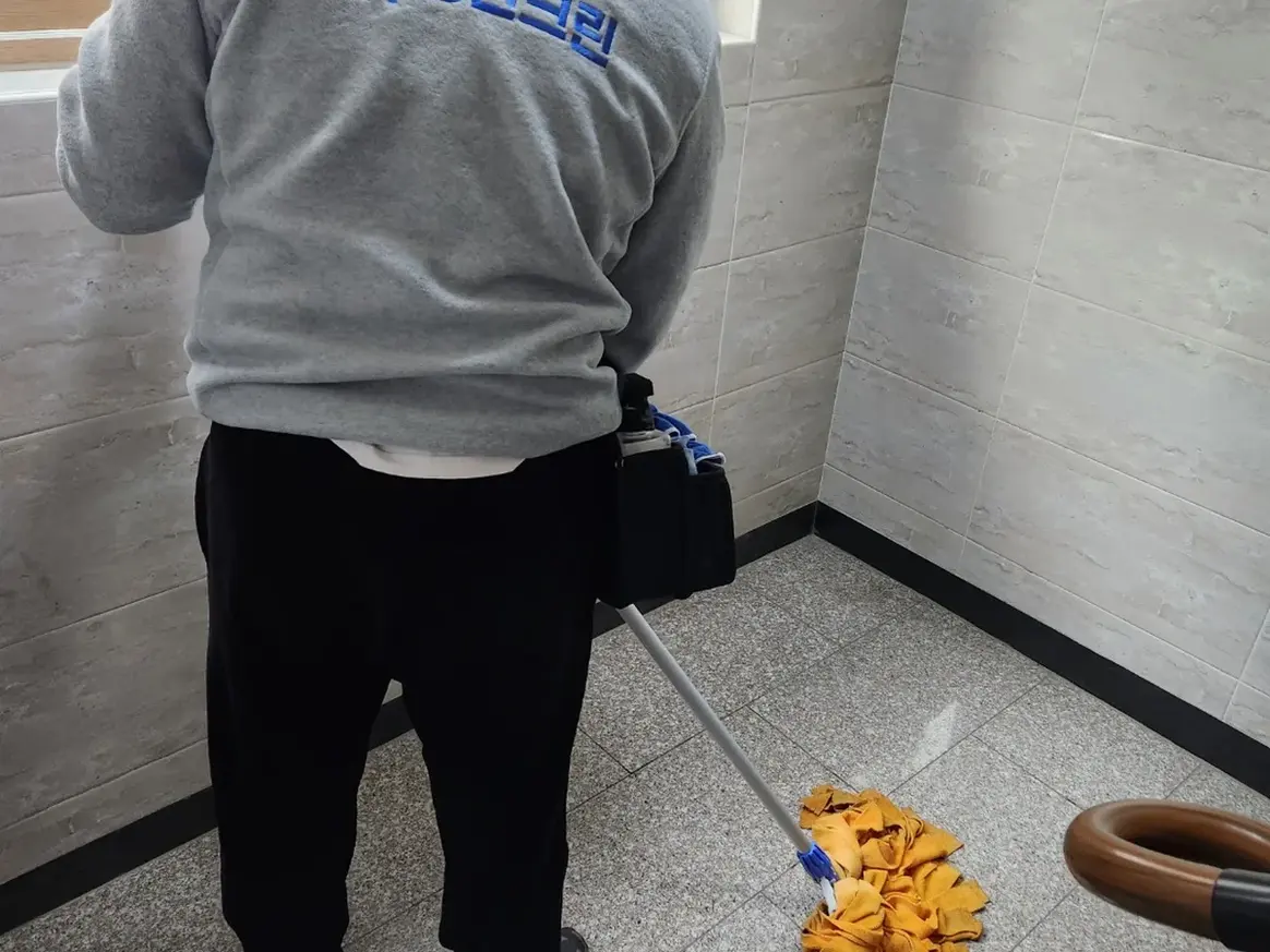 제천시 강제동 가정 복도·대기 동선 야간 위생청소 사례 - 행진크린